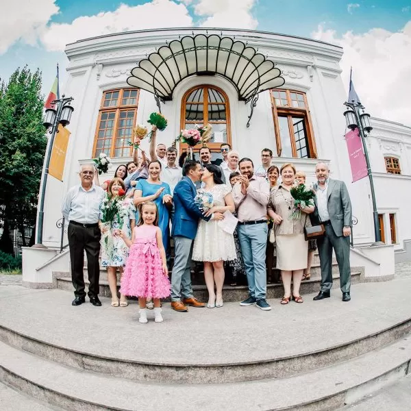 Fotografie de grup la starea civila sector 3 Bucuresti