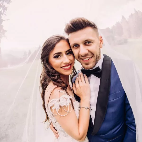 Fotografie detaliu profil miri trash the dress