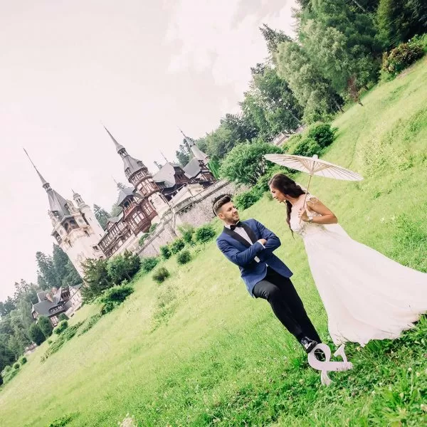 Fotografie dupa nunta la castelul Peles