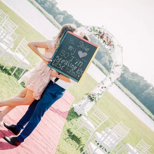 Mesaj din partea Mariei si a lui George dupa cununia civila